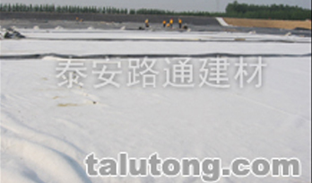 山東鄒平垃圾填埋場施工現場 山東鄒平垃圾填埋場施工現場